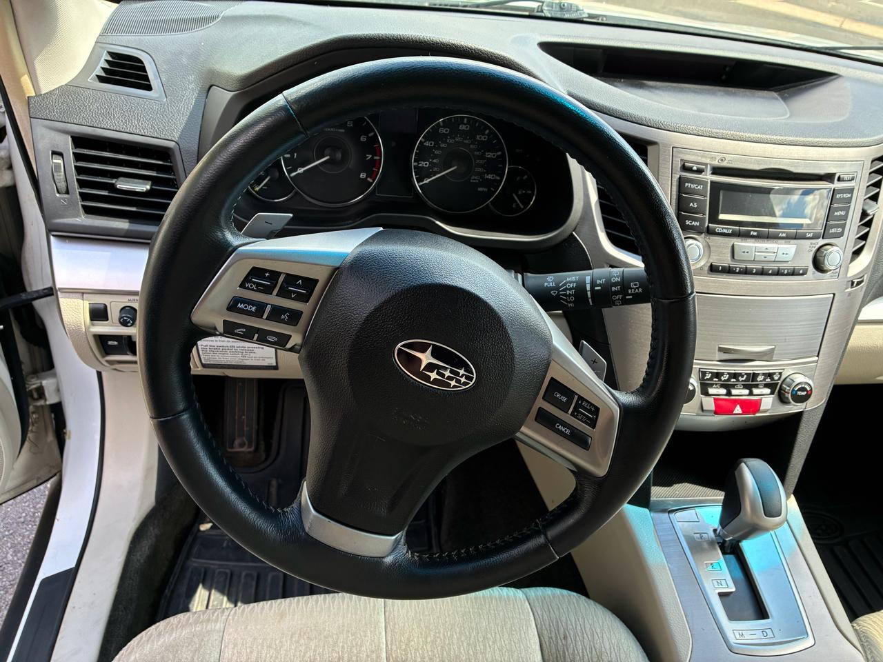 Subaru Outback 4dr Wgn H4 Auto 2.5i Premium 2012