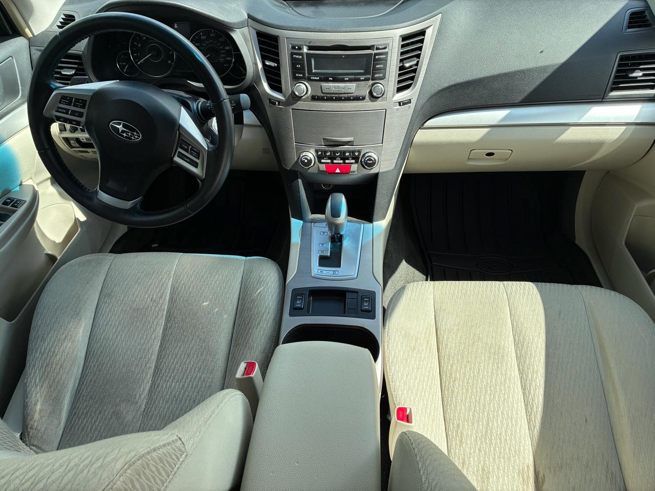 Subaru Outback 4dr Wgn H4 Auto 2.5i Premium 2012