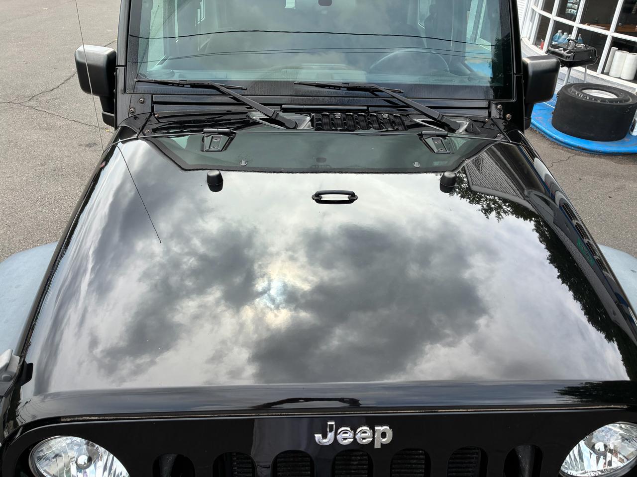 Jeep Wrangler 4WD 2dr Sport 2015