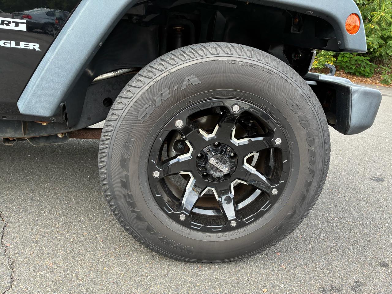 Jeep Wrangler 4WD 2dr Sport 2015