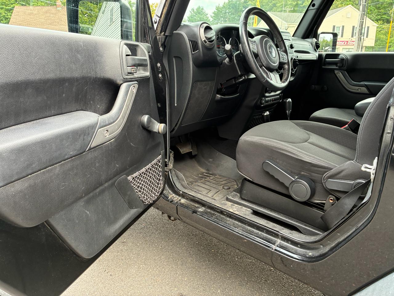 Jeep Wrangler 4WD 2dr Sport 2015