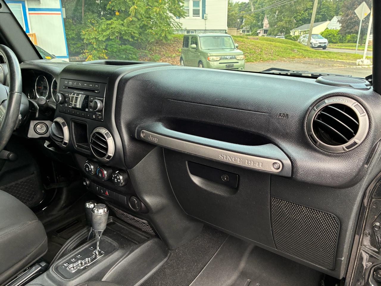 Jeep Wrangler 4WD 2dr Sport 2015
