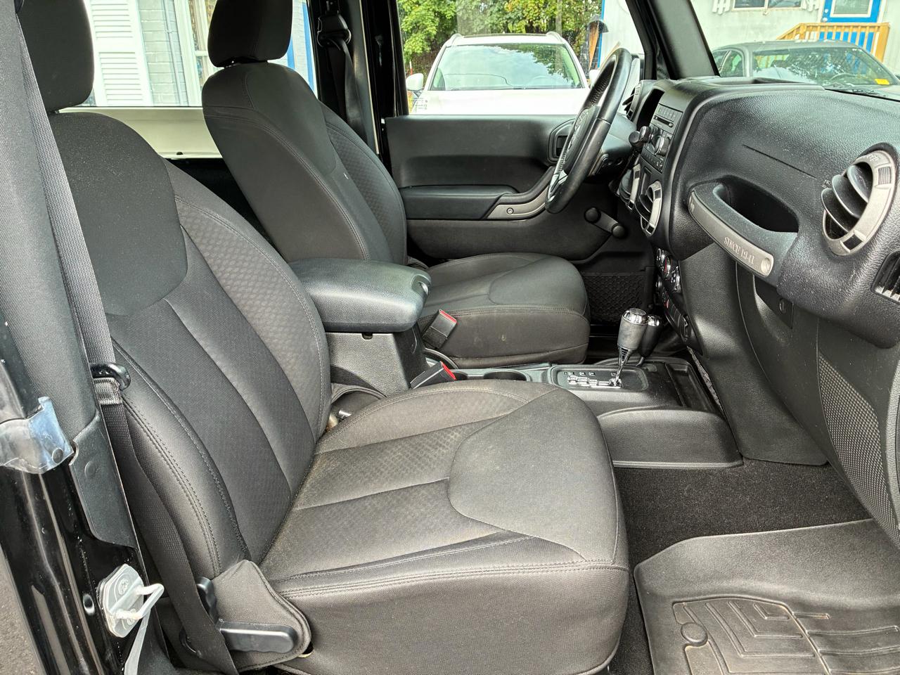 Jeep Wrangler 4WD 2dr Sport 2015