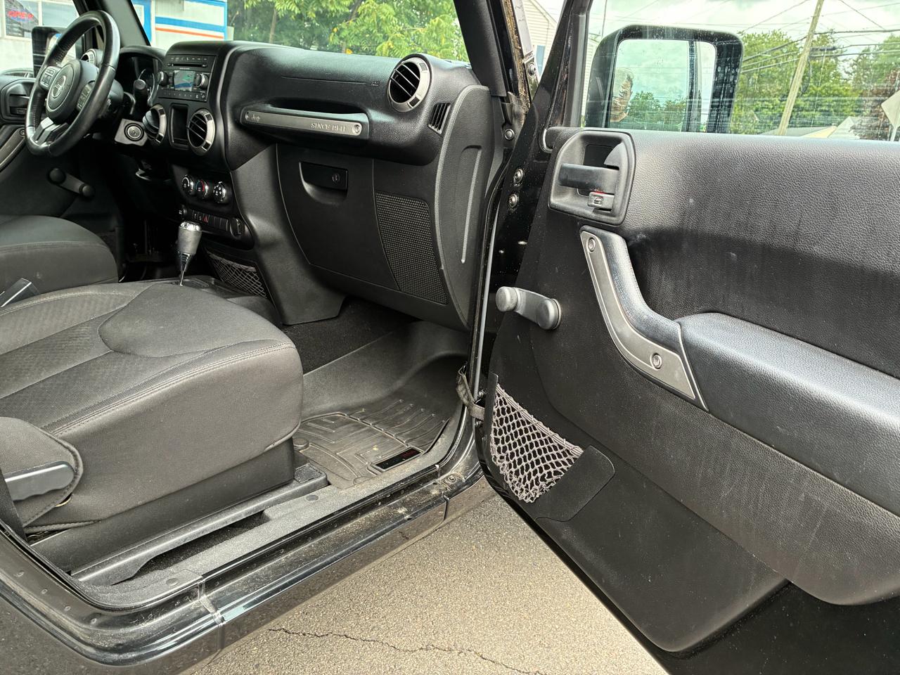 Jeep Wrangler 4WD 2dr Sport 2015