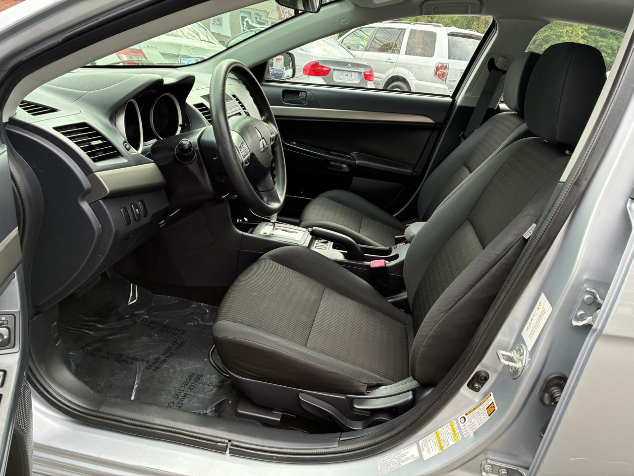 Mitsubishi Lancer 4dr Sdn CVT SE AWD 2012