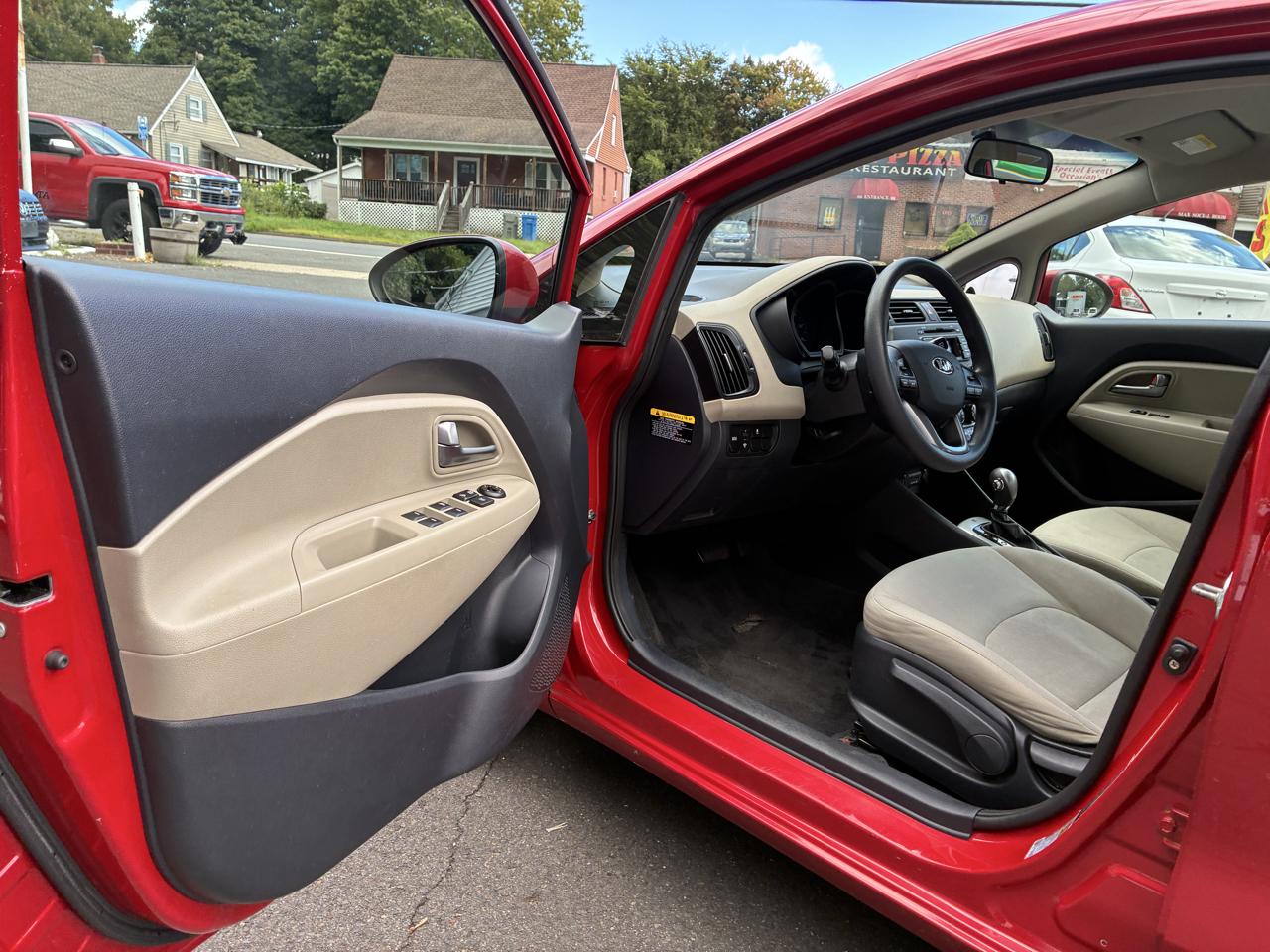 Kia Rio 5dr HB Auto LX 2013