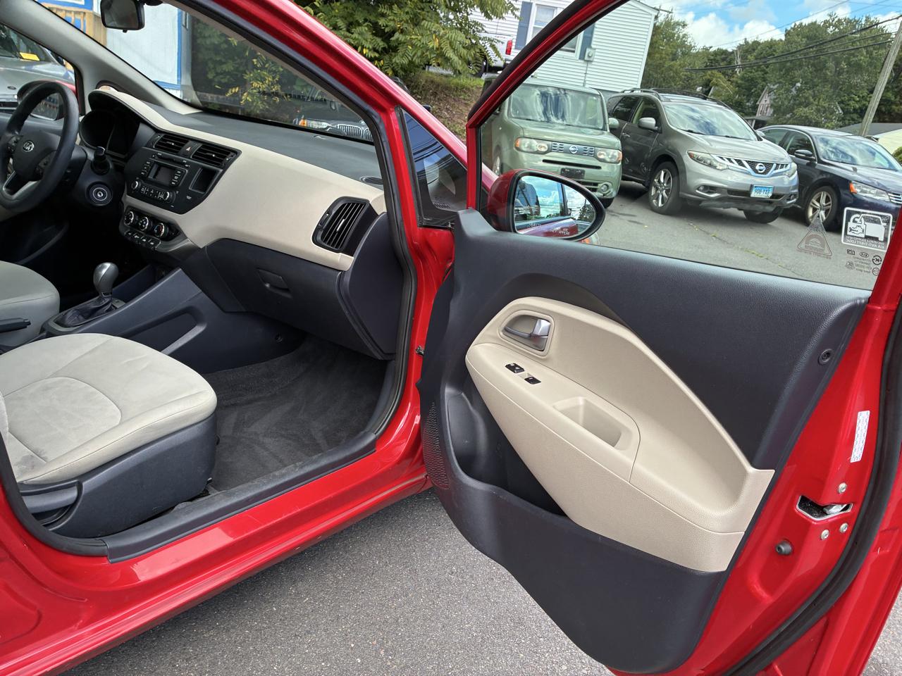 Kia Rio 5dr HB Auto LX 2013