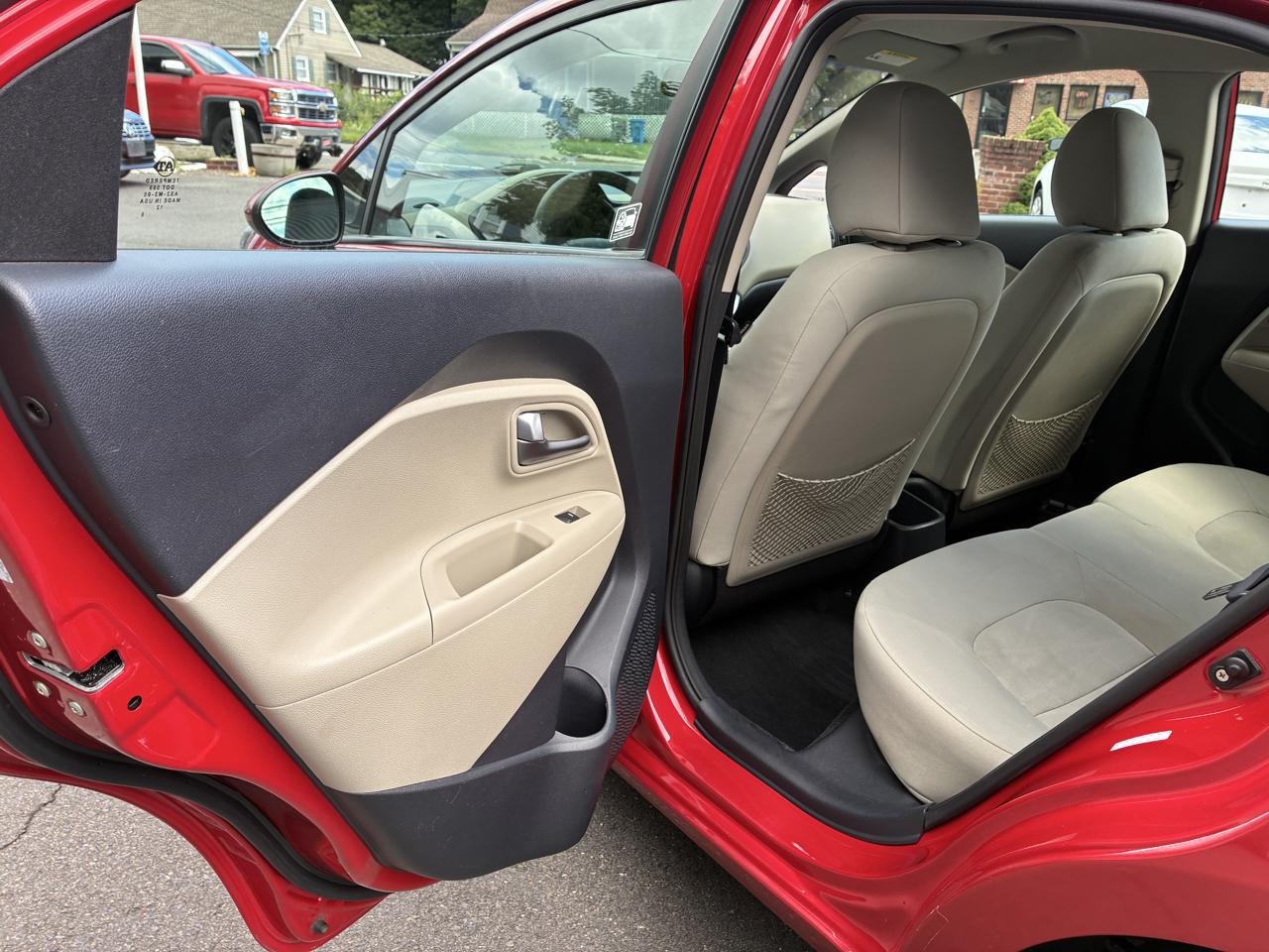 Kia Rio 5dr HB Auto LX 2013