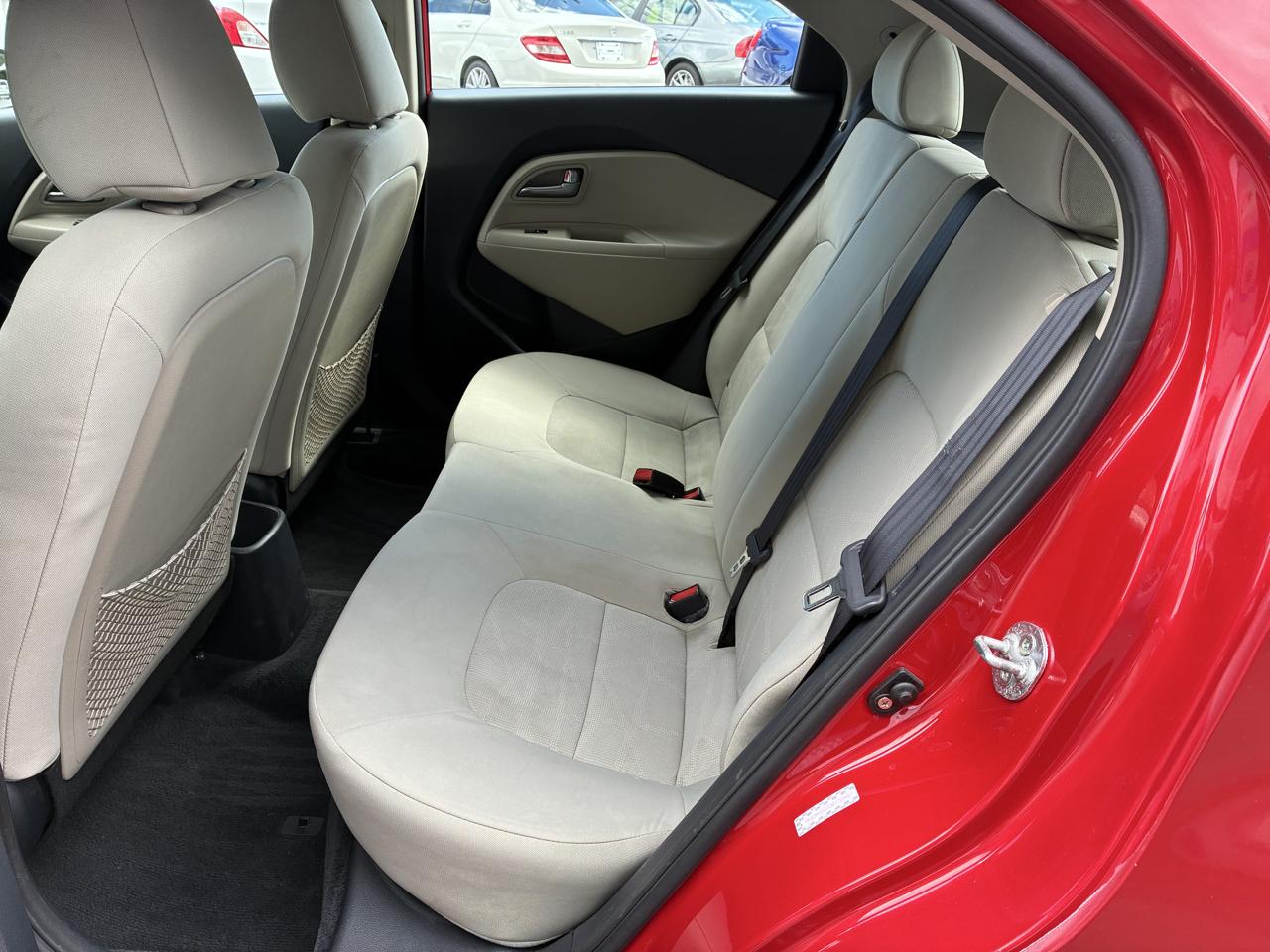 Kia Rio 5dr HB Auto LX 2013