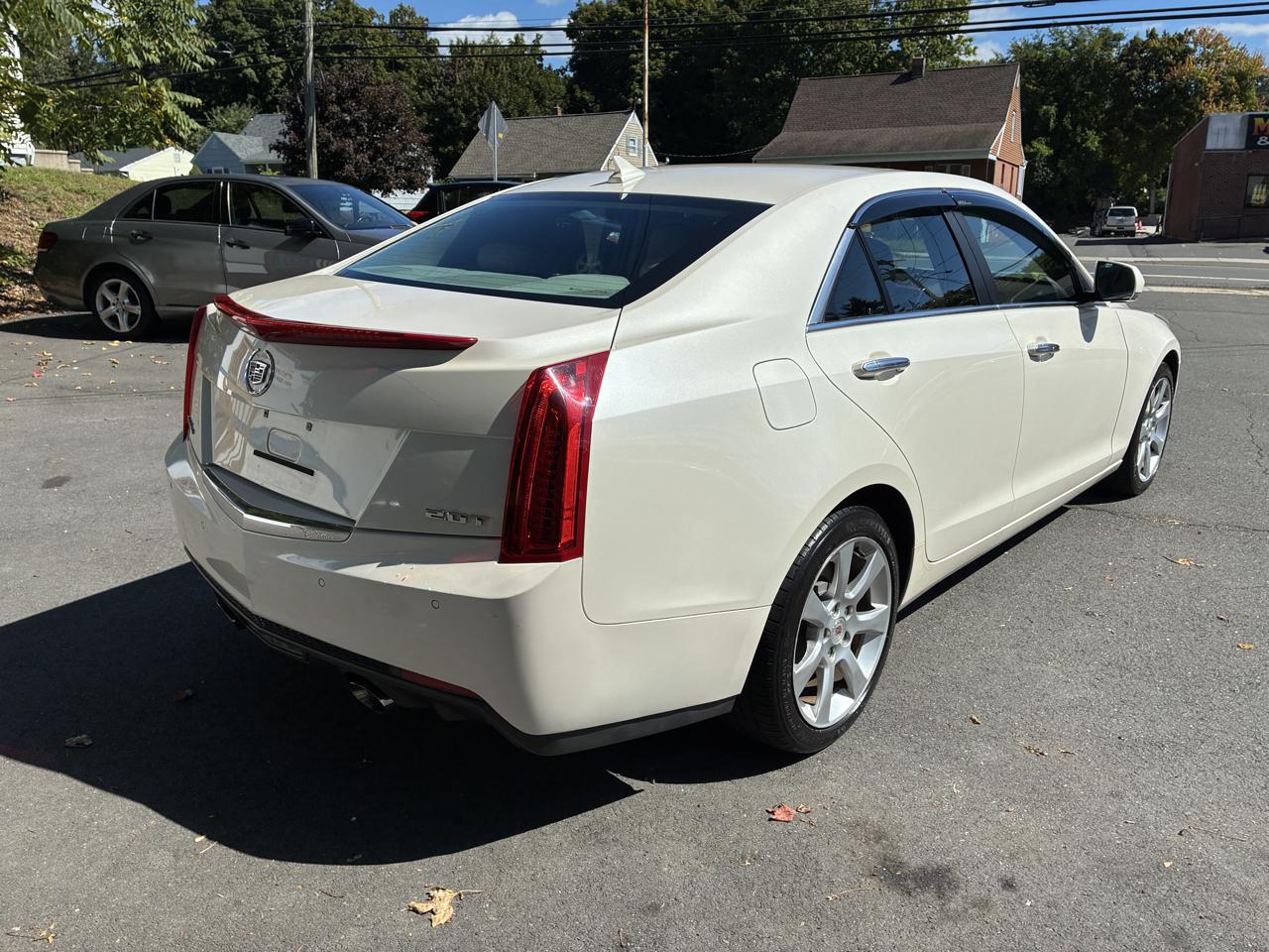Cadillac ATS 4dr Sdn 2.0L Luxury AWD 2014