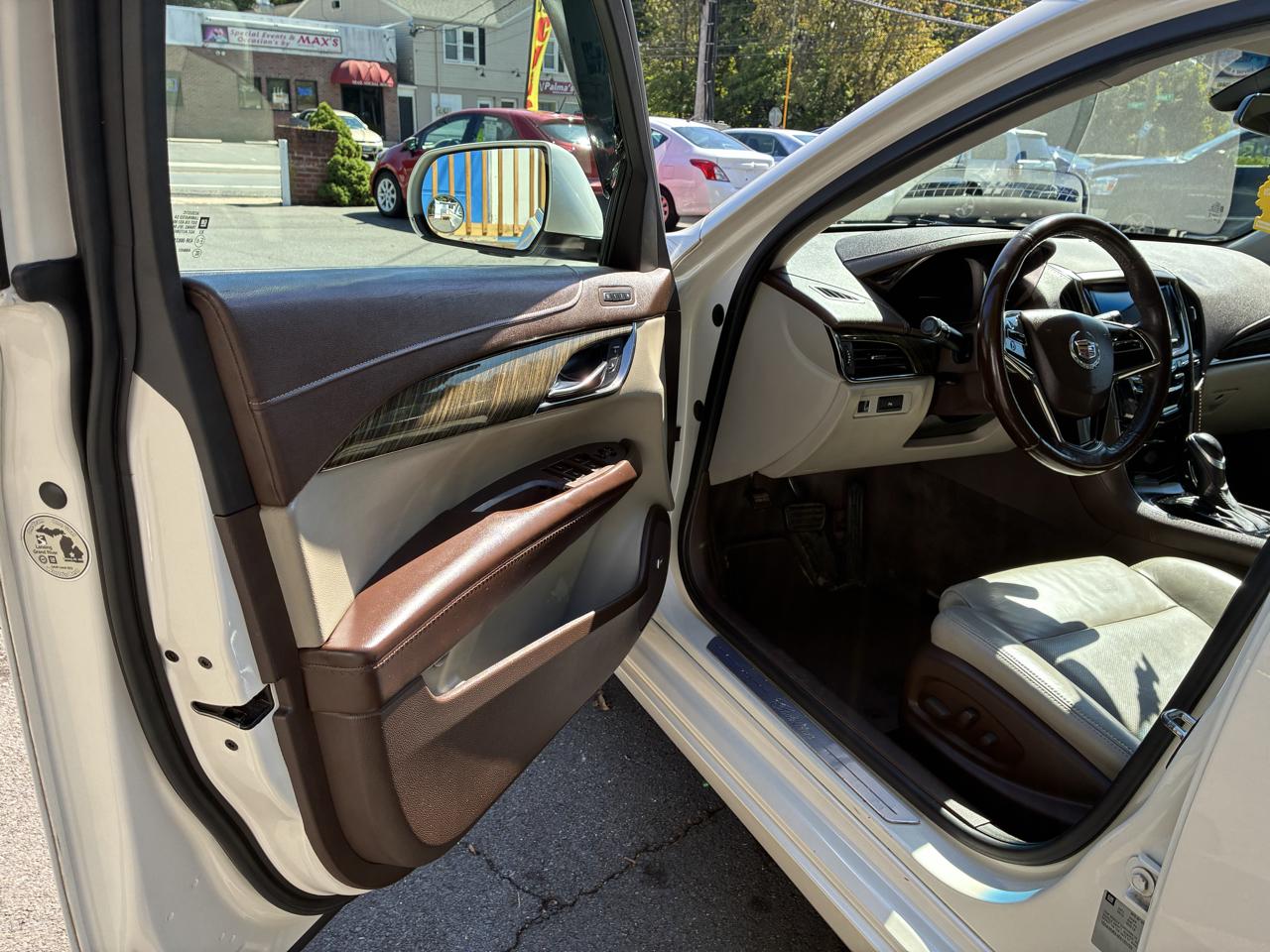 Cadillac ATS 4dr Sdn 2.0L Luxury AWD 2014