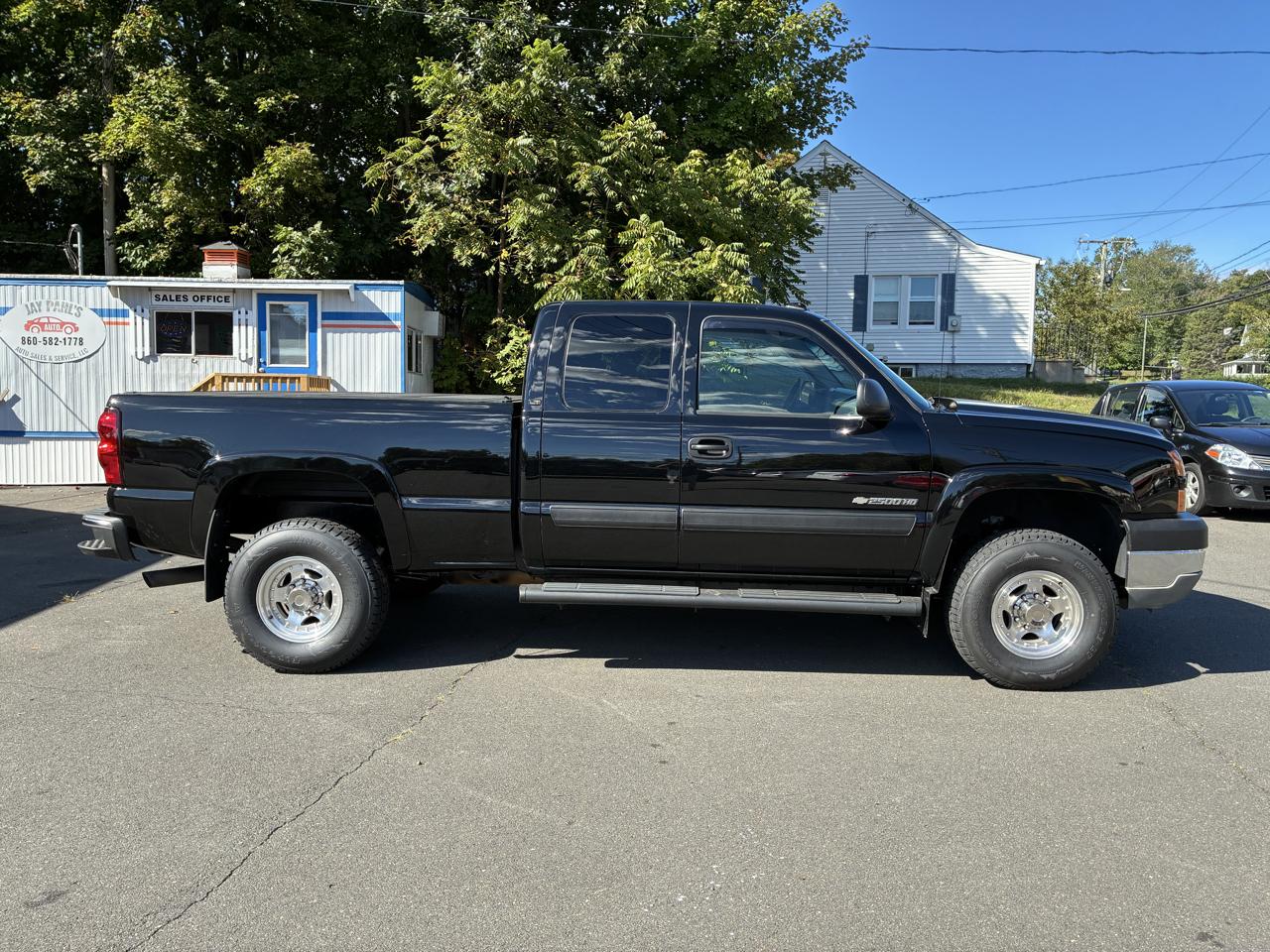Chevrolet Silverado 2500HD Ext Cab 143.5" WB 4WD LT 2005