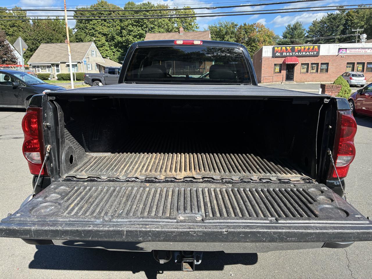 Chevrolet Silverado 2500HD Ext Cab 143.5" WB 4WD LT 2005