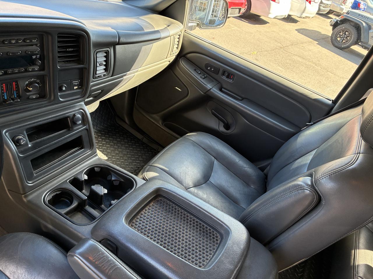 Chevrolet Silverado 2500HD Ext Cab 143.5" WB 4WD LT 2005