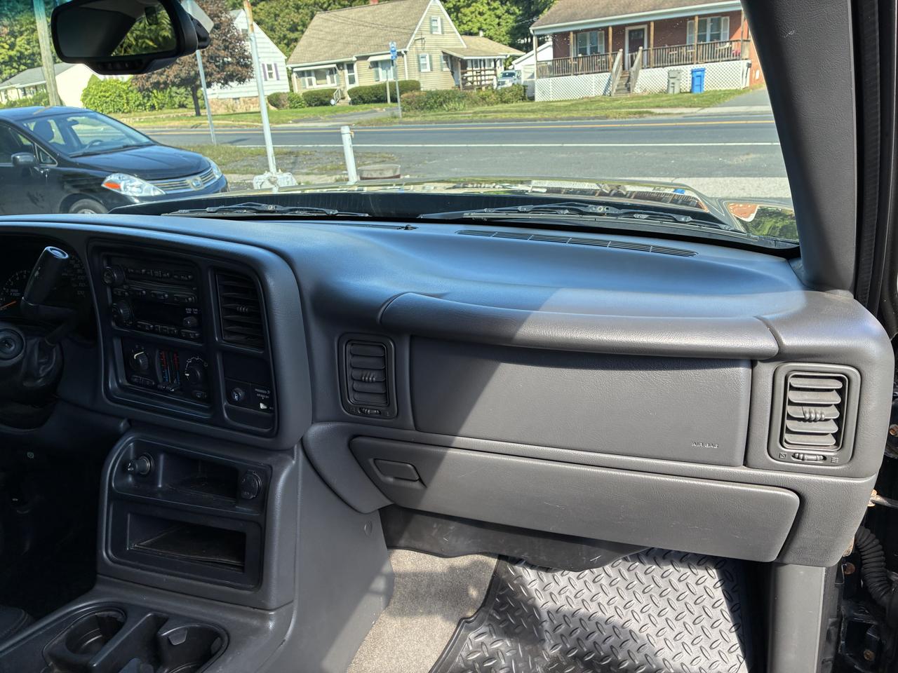 Chevrolet Silverado 2500HD Ext Cab 143.5" WB 4WD LT 2005