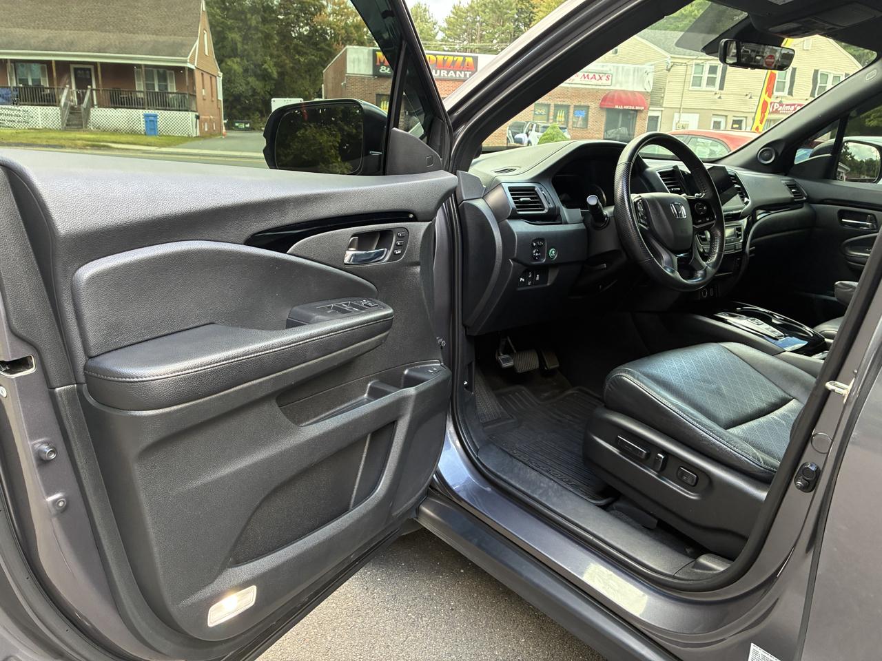Honda Passport Touring AWD 2019