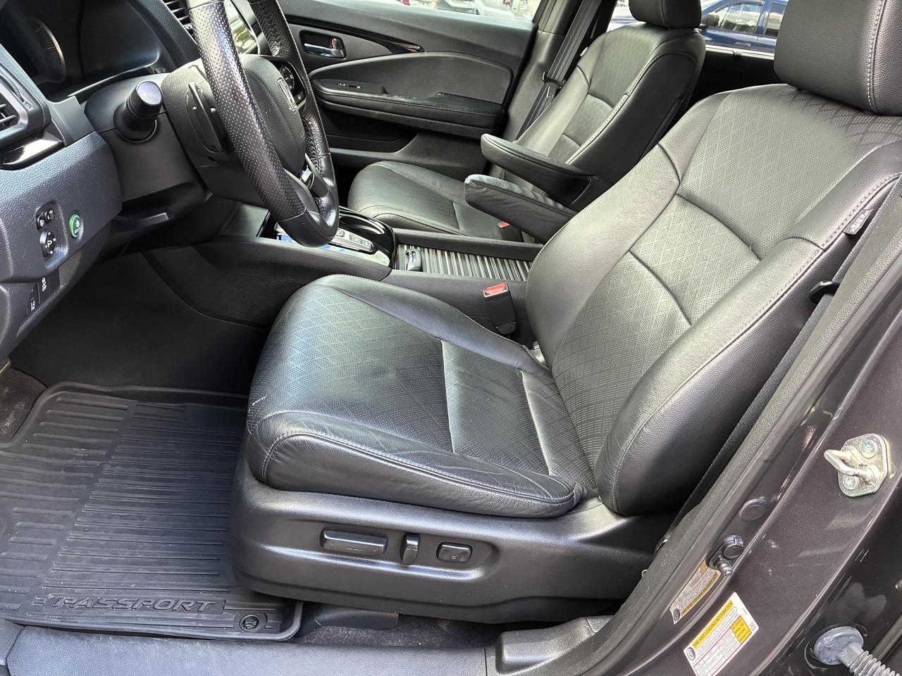 Honda Passport Touring AWD 2019