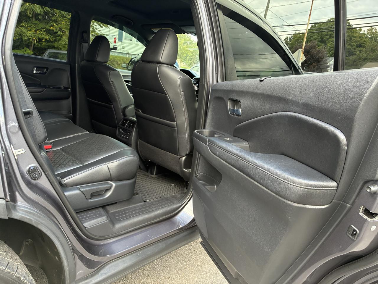 Honda Passport Touring AWD 2019