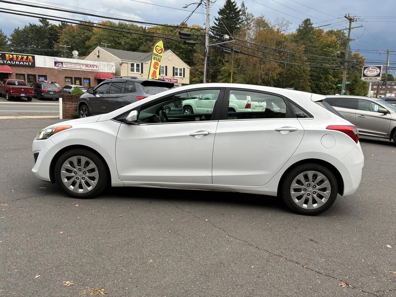 Hyundai Elantra GT  2017