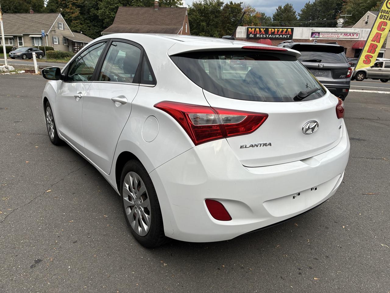 Hyundai Elantra GT  2017