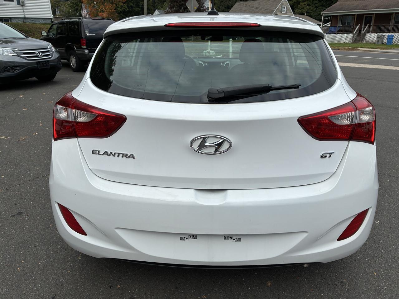Hyundai Elantra GT  2017