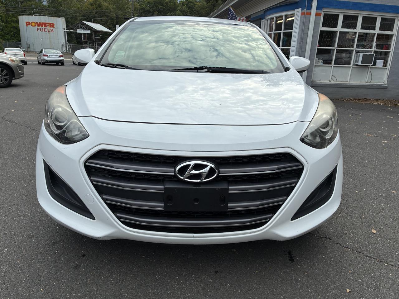 Hyundai Elantra GT  2017
