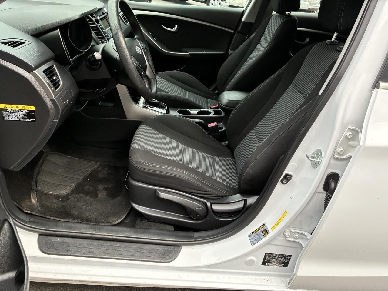 Hyundai Elantra GT  2017