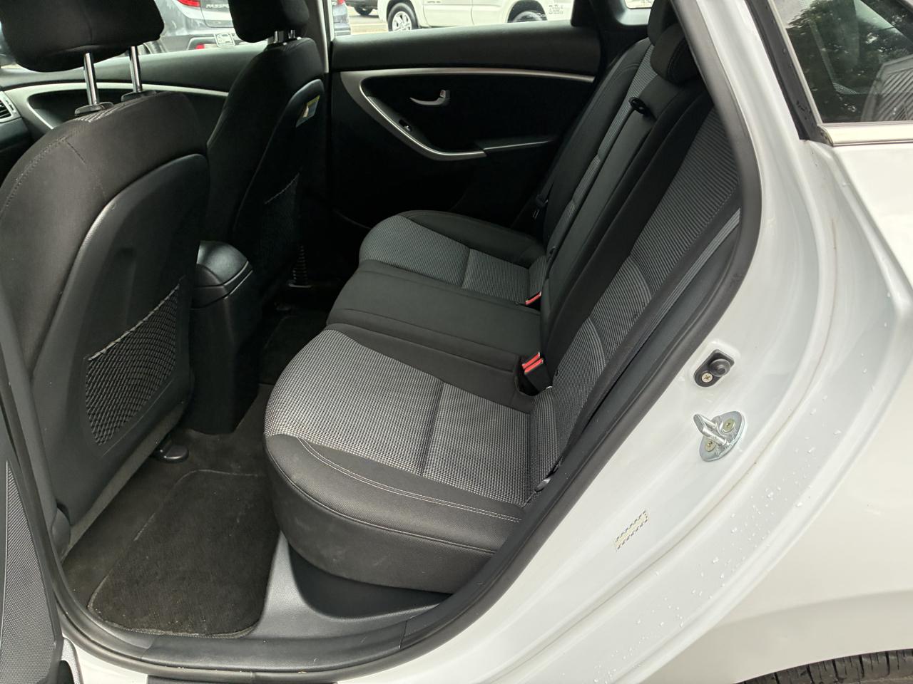 Hyundai Elantra GT  2017