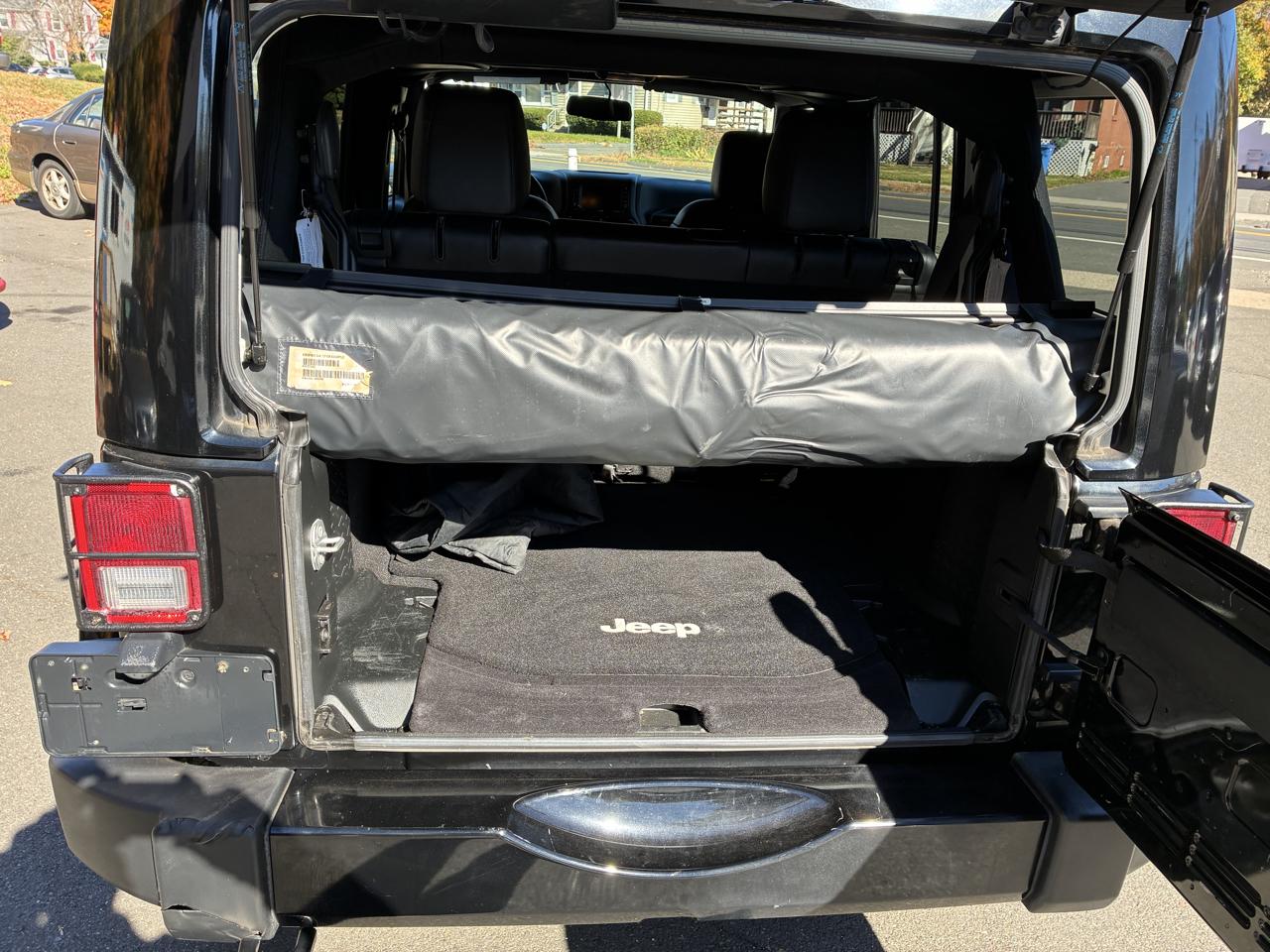 Jeep Wrangler Unlimited Smoky Mountain 4x4 *Ltd Avail* 2017