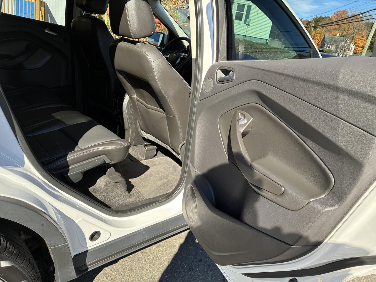 Ford Escape 4WD 4dr Titanium 2014