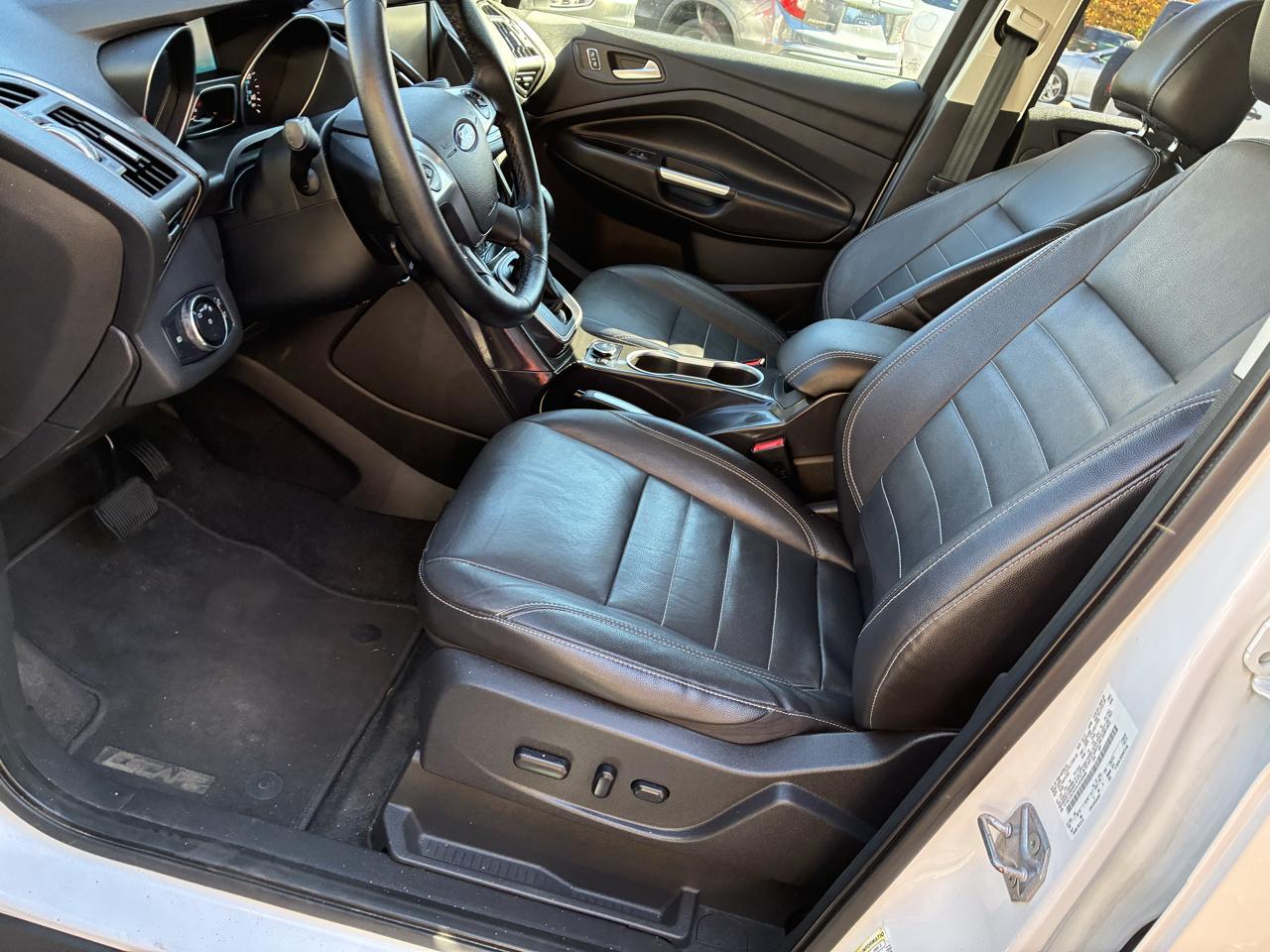Ford Escape 4WD 4dr Titanium 2014
