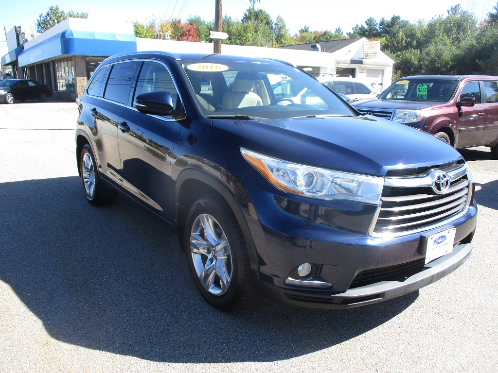 2016 Toyota Highlander Limited photo 2