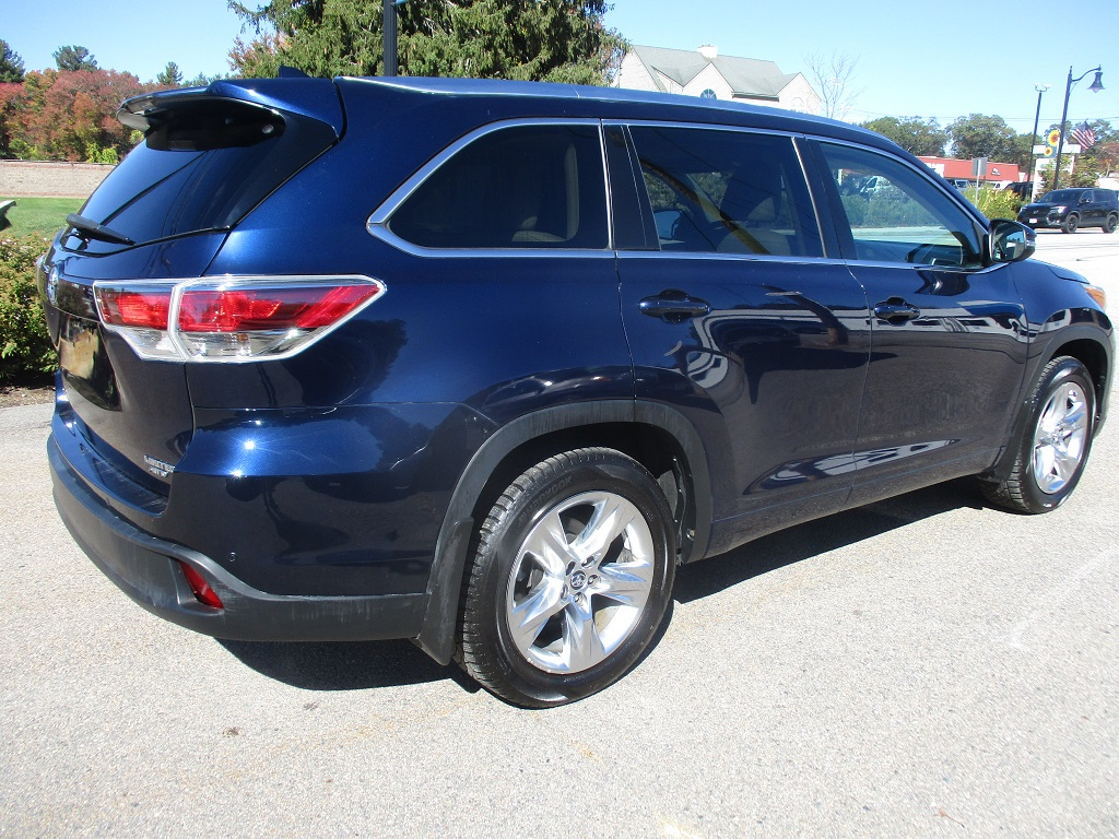2016 Toyota Highlander Limited photo 4