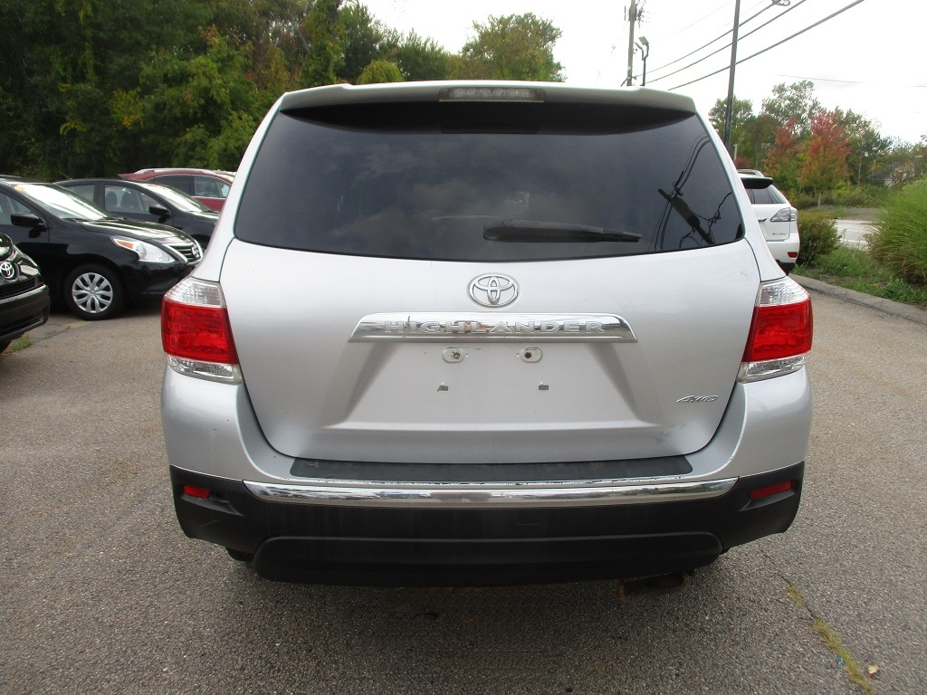 Toyota Highlander 4WD 2013 Toyota Highlander 4WD 2013