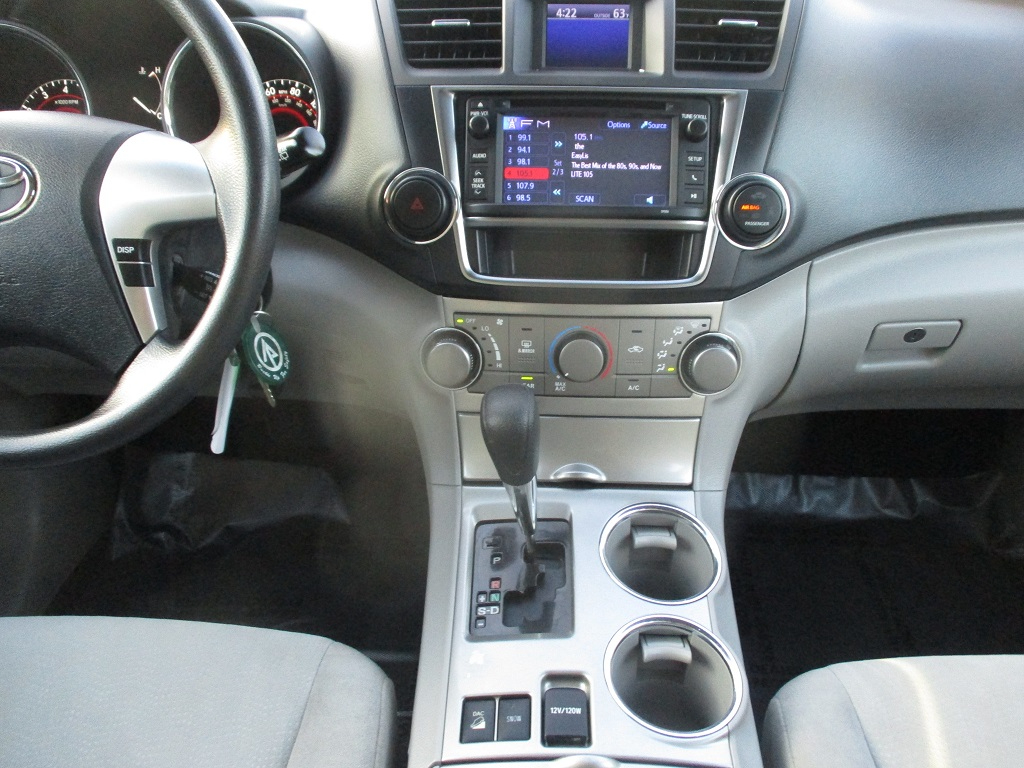 Toyota Highlander 4WD 2013 Toyota Highlander 4WD 2013