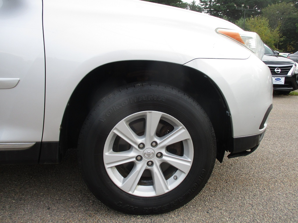 Toyota Highlander 4WD 2013 Toyota Highlander 4WD 2013