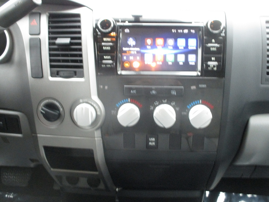 Toyota Tundra 4WD Truck  2012