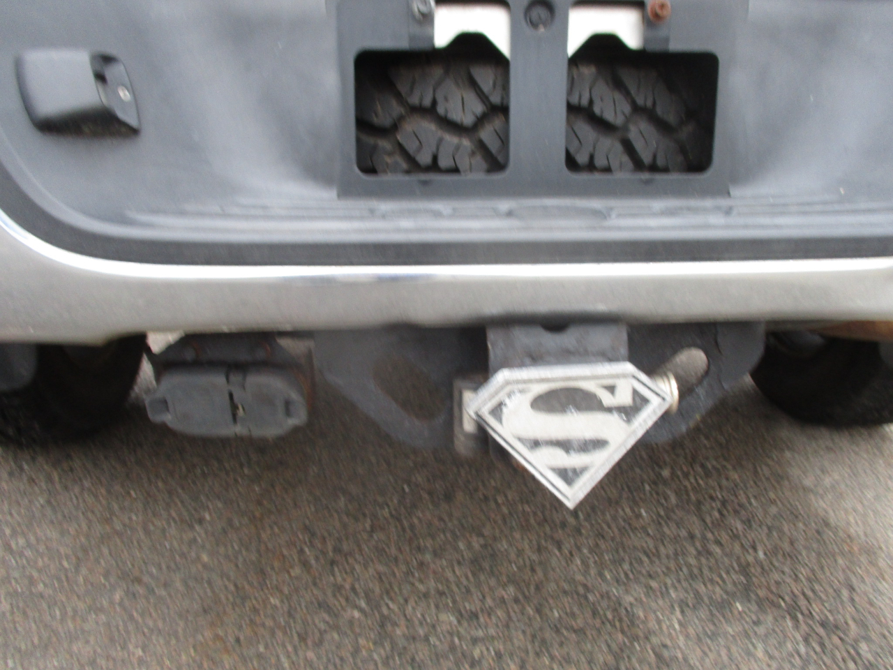 Toyota Tundra 4WD Truck  2012