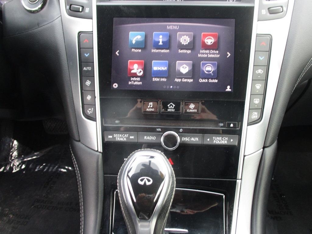 Infiniti Q60 2.0t AWD 2017