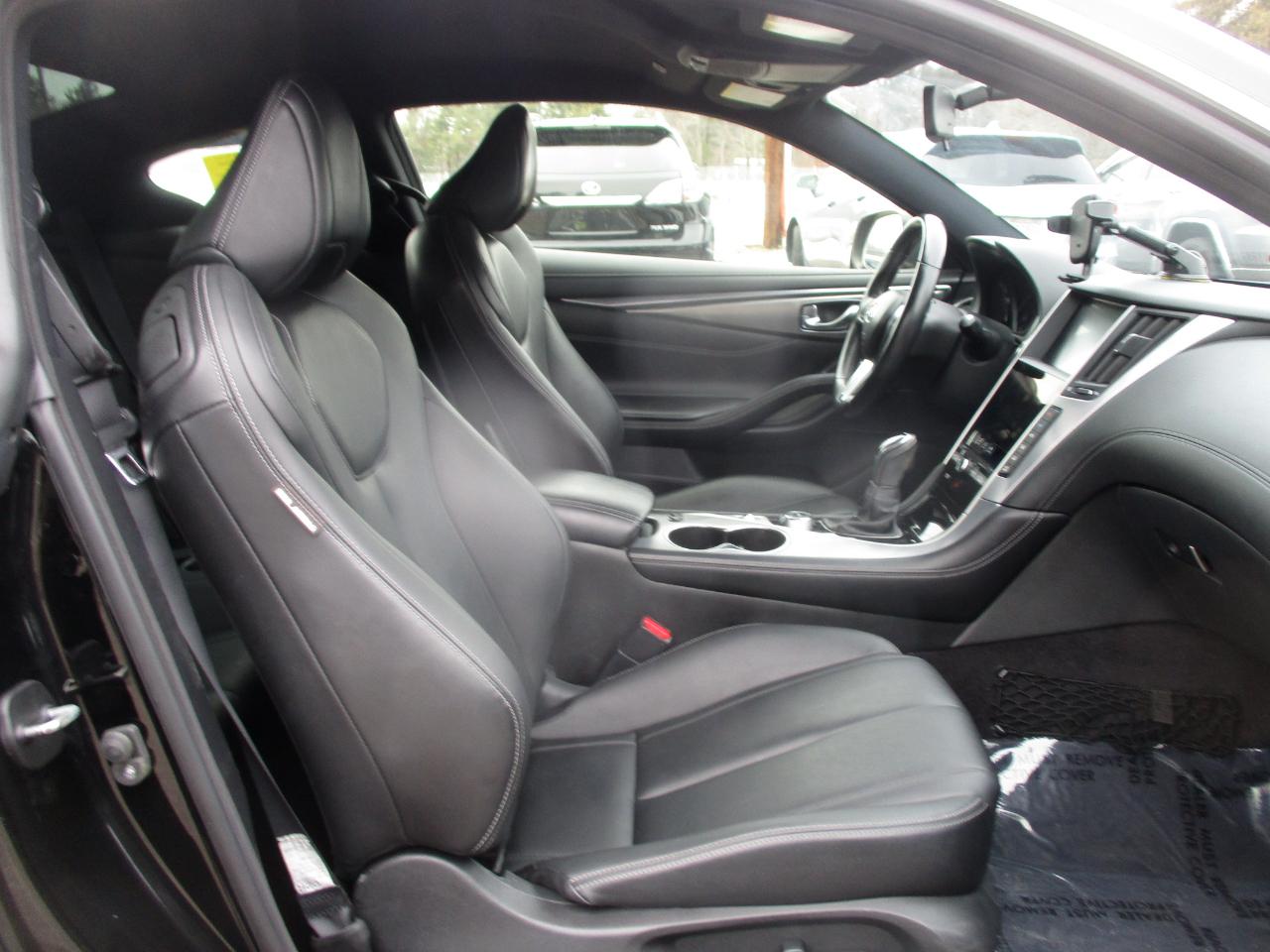 Infiniti Q60 2.0t AWD 2017