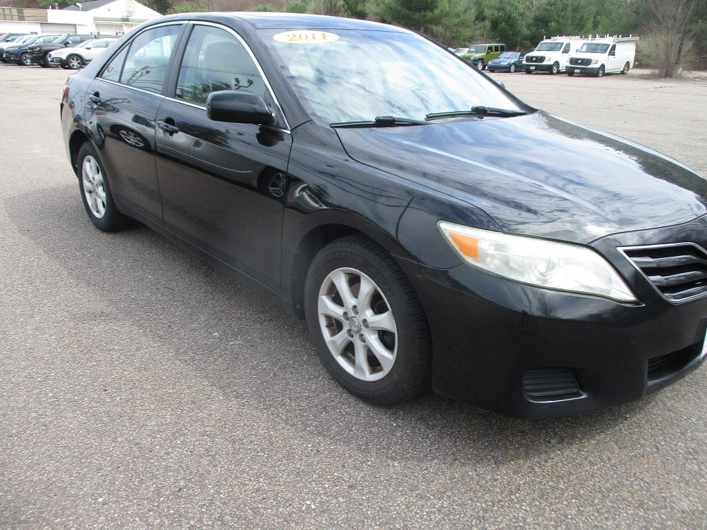 Toyota Camry LE 2011