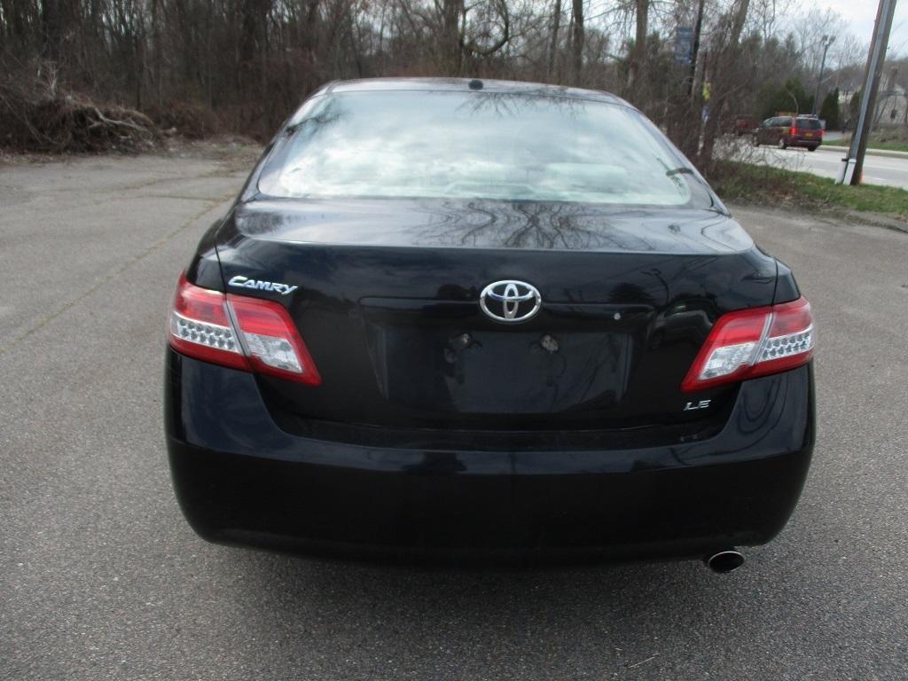 Toyota Camry LE 2011
