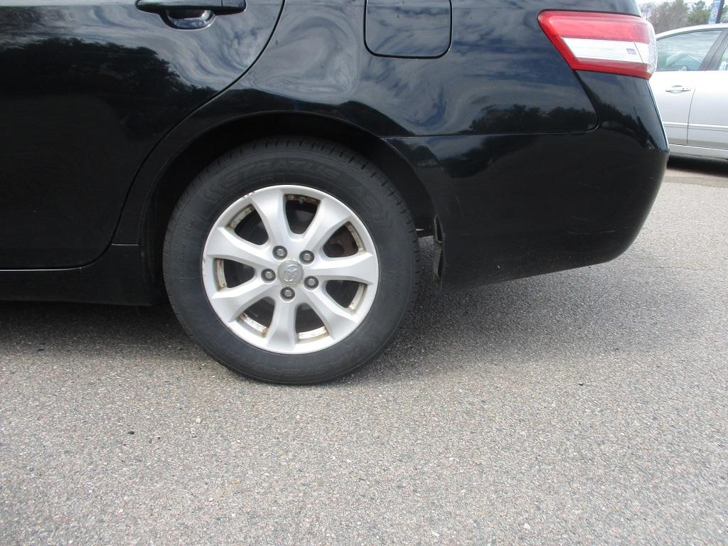 Toyota Camry LE 2011