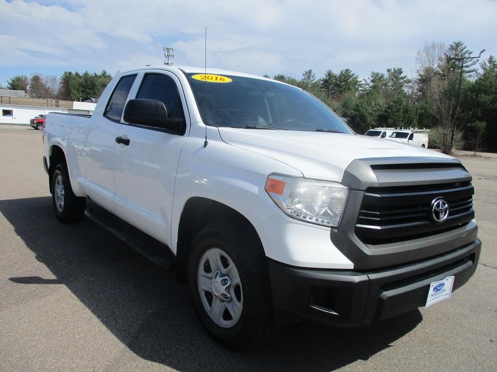 Toyota Tundra 4WD Truck  2016