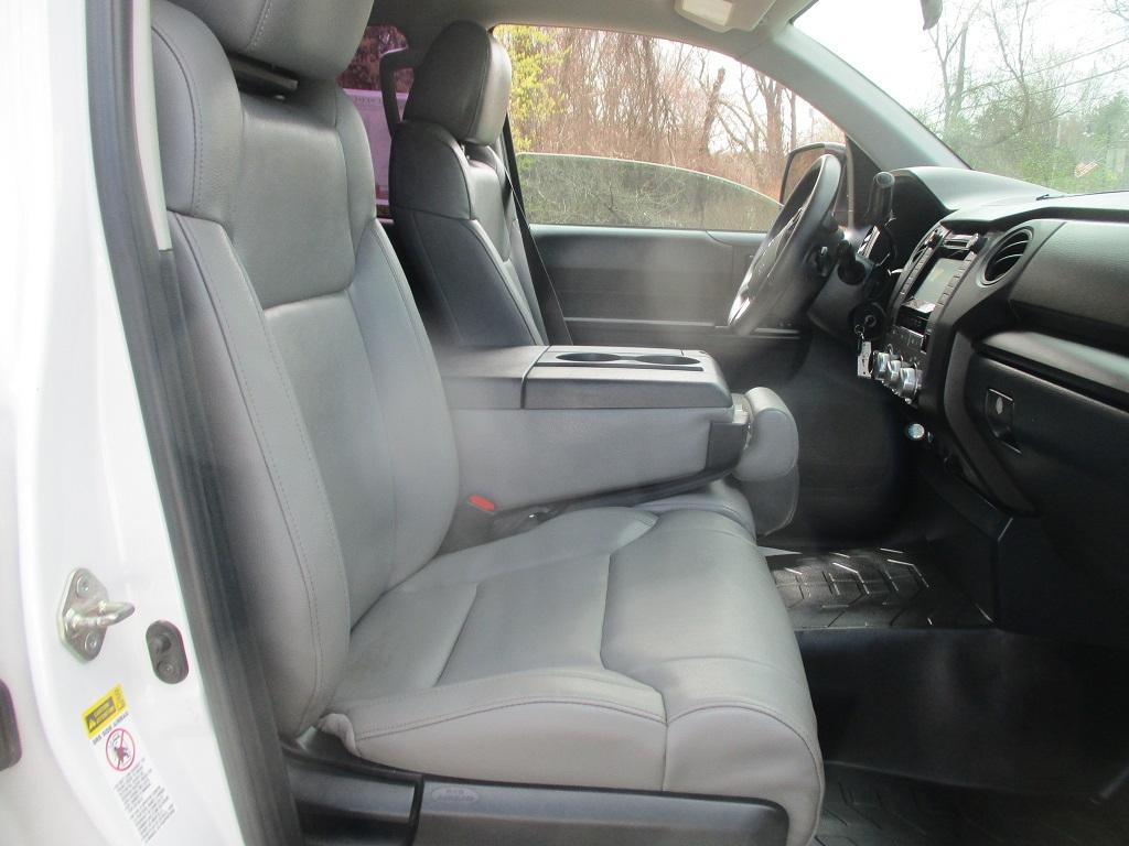 Toyota Tundra 4WD Truck  2016