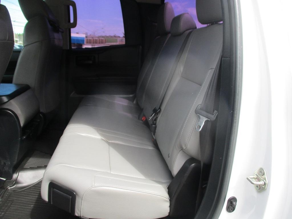 Toyota Tundra 4WD Truck  2016