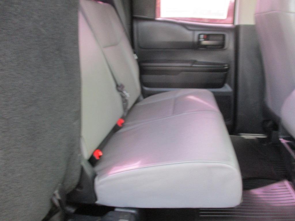 Toyota Tundra 4WD Truck  2016