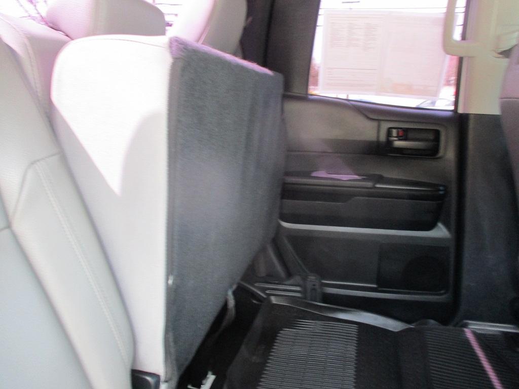 Toyota Tundra 4WD Truck  2016