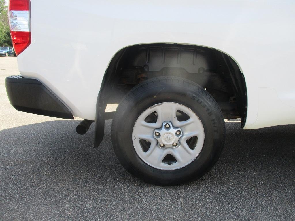 Toyota Tundra 4WD Truck  2016