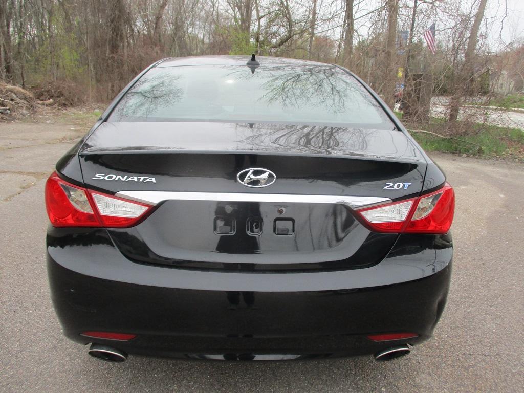 Hyundai Sonata  2013